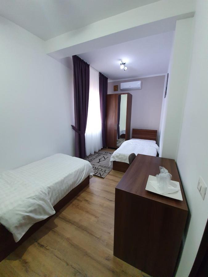 Vily Luxury Rooms Focsani Exterior photo