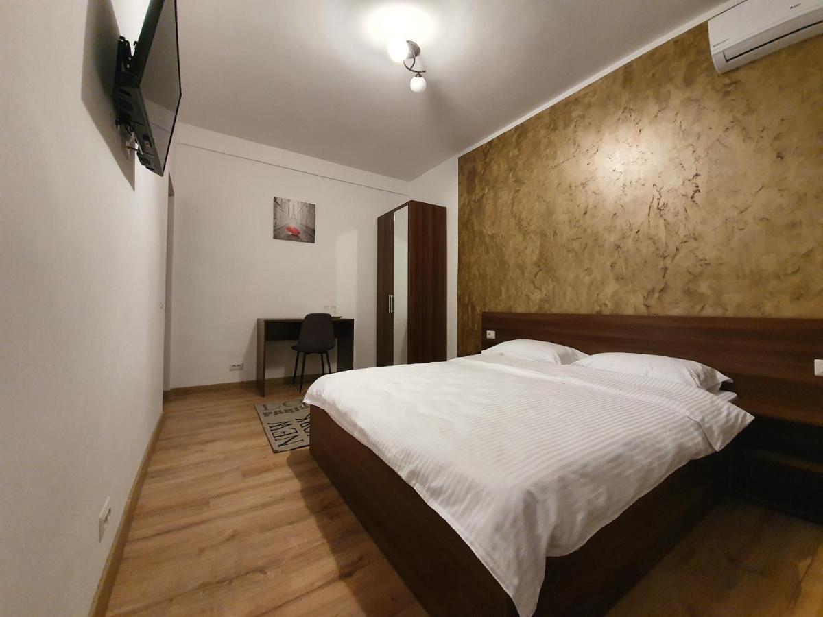 Vily Luxury Rooms Focsani Exterior photo